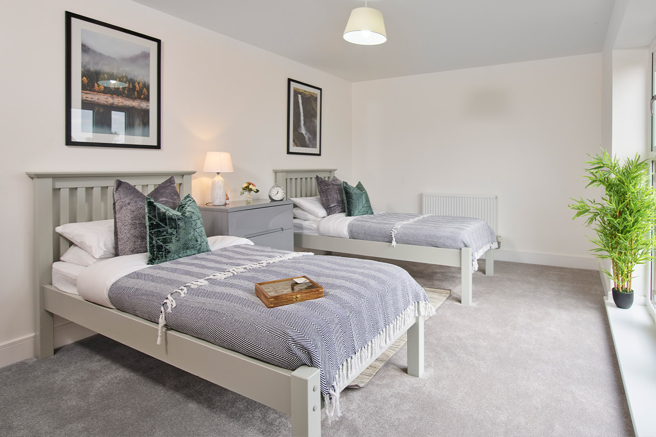 Plot 21: The Tennyson